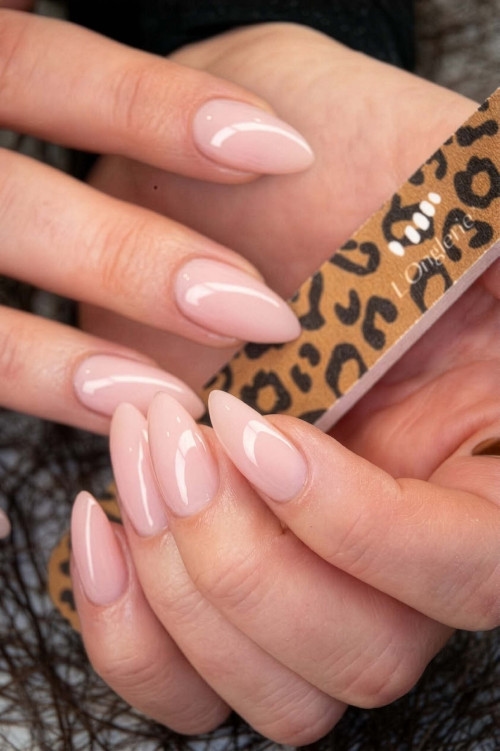 fingerNailUpScaled